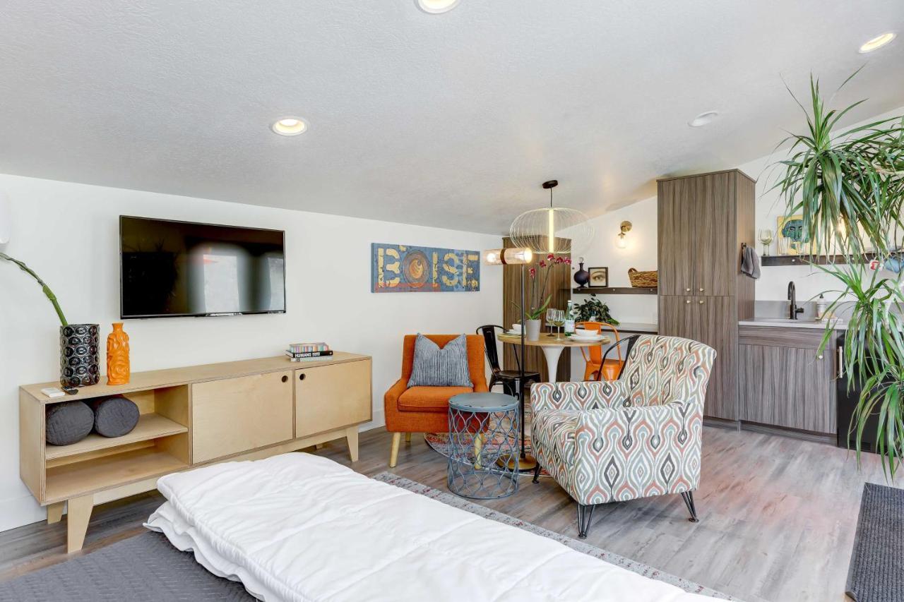 Stylish And Modern Boise Studio With Foothills Views! Kültér fotó