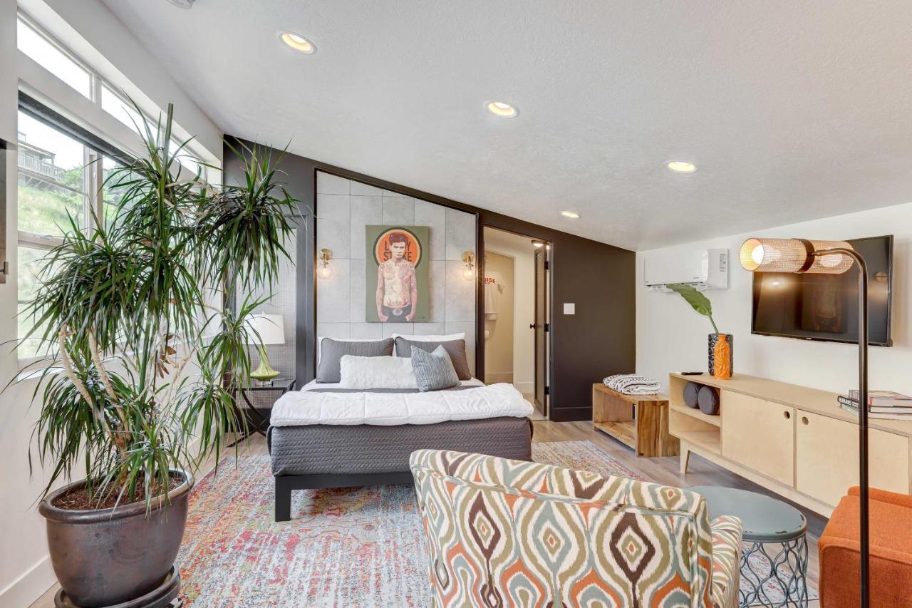 Stylish And Modern Boise Studio With Foothills Views! Kültér fotó